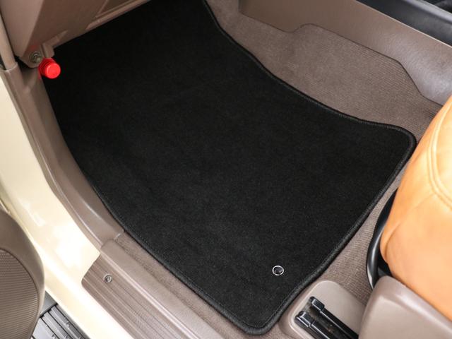 ランドクルーザープラド ＴＸリミテッド　新品ＤＥＡＮカルフォルニア　新品オープンカントリー　ＭＴ新品カロッツェリア製フローティングナビ　新品ウッドステアリング　新品クラシックシートカバー　新品フロアマットバックカメラ　ＥＴＣ（72枚目）