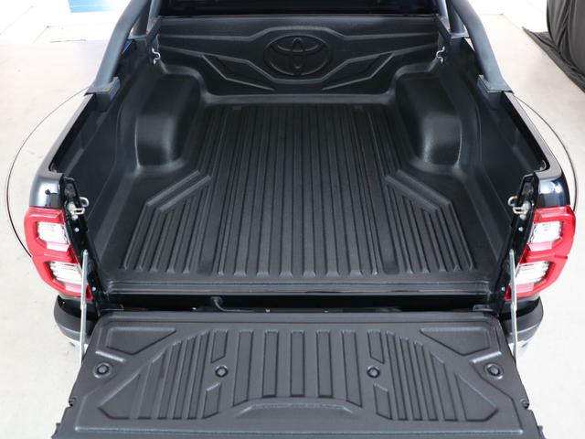 ハイラックス Z ワンオーナー 買取車両 Zグレードブラックカラー BATTLEZリフトアップ XELF・AW ジオランダーX-ATタイヤ GRスポーツバー GRマッドフラップ GRフロントアンダーカバー(15枚目)