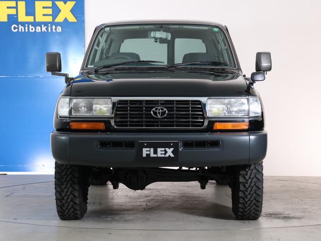 ランドクルーザー８０ ＧＸ　後期最終モデル　純正ブラック＆ナローボディー　電動フェンダーミラー　リア観音　ディーゼルマニュアル　集中ロック＆パワーウインドー　ブラッドレーＶ１６インチＡＷ　ジオランダーＭ／Ｔタイヤ（23枚目）