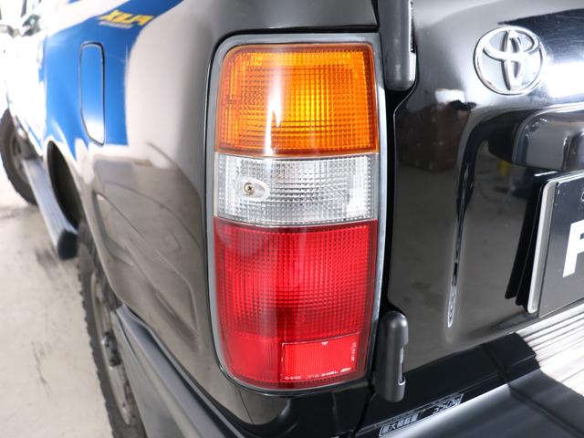 ランドクルーザー８０ ＧＸ　後期最終モデル　純正ブラック＆ナローボディー　電動フェンダーミラー　リア観音　ディーゼルマニュアル　集中ロック＆パワーウインドー　ブラッドレーＶ１６インチＡＷ　ジオランダーＭ／Ｔタイヤ（37枚目）