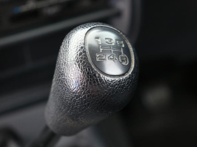 ランドクルーザー８０ ＧＸ　後期最終モデル　純正ブラック＆ナローボディー　電動フェンダーミラー　リア観音　ディーゼルマニュアル　集中ロック＆パワーウインドー　ブラッドレーＶ１６インチＡＷ　ジオランダーＭ／Ｔタイヤ（64枚目）