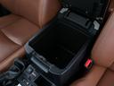　７０ｔｈ　ガソリン　７人　リフトアップ　新品ジオランダーＭＴ　新品レクセルＡＷ　純正ディスプレイオーディオ　バックカメラ　ＥＴＣ　ヒッチメンバー　フロアマット　サイドバイザー　サンルーフ　ルーフレール（73枚目）