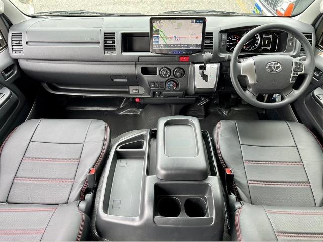SロングワイドDX GLパッケージ 5人乗り1ナンバー登録 ディーゼルターボ4WD 床張りカスタムPKG ローダウン 18インチアルミホイール BIG-Xナビ ETC 床張り施工 トリムレザー 寒冷地仕様(2枚目)