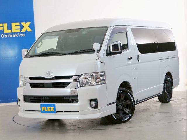 ハイエースワゴン ＧＬ　１０人乗り３ナンバー登録　ガソリン４ＷＤ　寒冷地仕様　寒冷地仕様　１７インチＡＷ　ナビ　後席モニター　前後ドライブレコーダー　フルフラットベッド展開　サイドテーブル　床張り施工（22枚目）