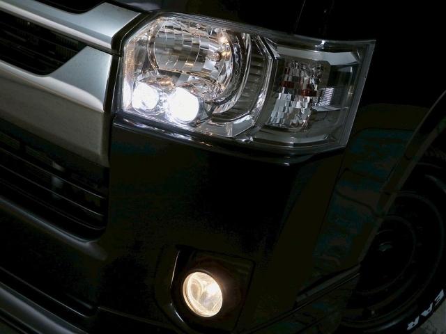 ハイエースバン スーパーＧＬ　ダークプライムＩＩ　５人乗り４ナンバー登録　ガソリン２ＷＤ　ライトカスタムＰＫＧ　ダークプライムＩＩ　両側パワースライドドア　フロントスポイラー　１６インチアルミホイール　メモリーナビ　ドライブレコーダー（9枚目）
