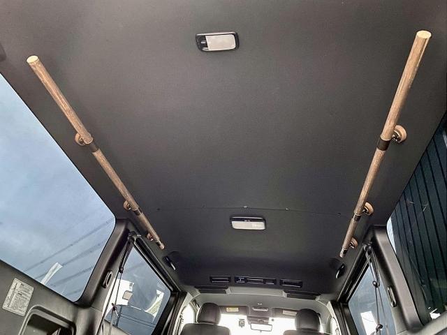 ハイエースバン スーパーＧＬ　ダークプライムＩＩ　５人乗り４ナンバー登録　ガソリン２ＷＤ　ライトカスタムＰＫＧ　ダークプライムＩＩ　両側パワースライドドア　フロントスポイラー　１６インチアルミホイール　メモリーナビ　ドライブレコーダー（20枚目）