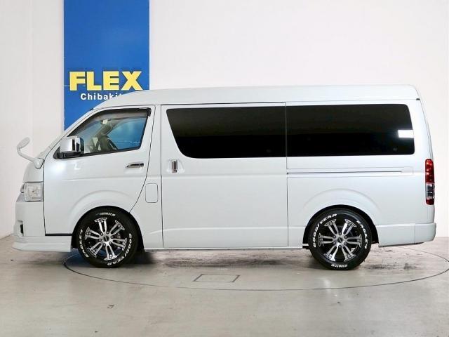 ハイエースワゴン ＧＬ　１０人乗り３ナンバー登録　ガソリン２ＷＤ　スタンダードＰＫＧ　ローダウン　１７インチアルミホイール　ＢＩＧ－Ｘナビ　１２．８型後席モニター　ＨＤＭＩ接続　前後ドライブレコーダー（7枚目）