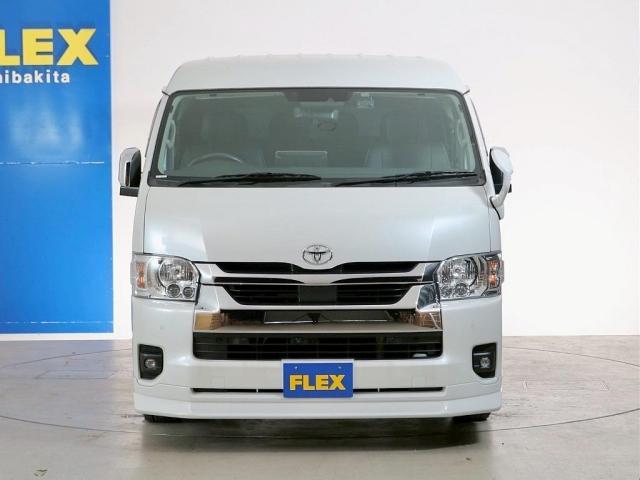 ハイエースワゴン ＧＬ　１０人乗り３ナンバー登録　ガソリン２ＷＤ　スタンダードＰＫＧ　ローダウン　１７インチアルミホイール　ＢＩＧ－Ｘナビ　１２．８型後席モニター　ＨＤＭＩ接続　前後ドライブレコーダー（9枚目）