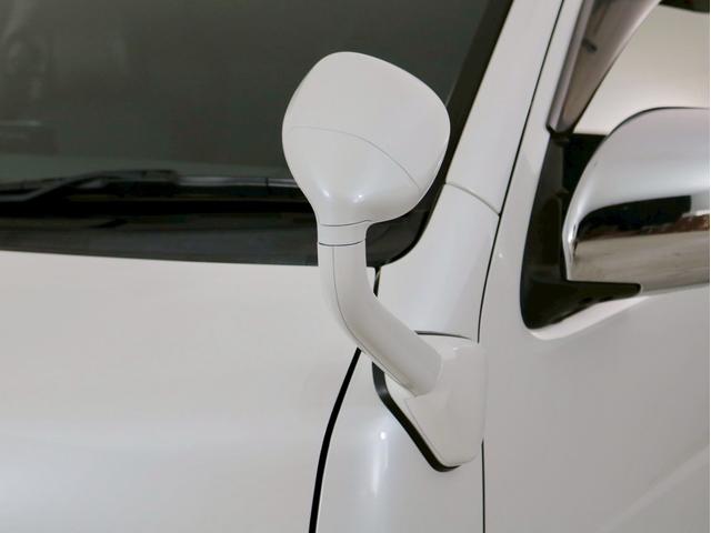 ハイエースワゴン ＧＬ　１０人乗り３ナンバー登録　ガソリン２ＷＤ　ローダウン　フロントスポイラー　１７インチアルミホイール　ベッドキット　床張り施工　９インチフローティングナビ　後席モニター　ＥＴＣ２．０（27枚目）