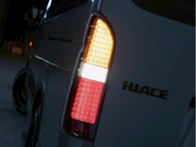 ハイエースバン ロングスーパーGL 5人乗り4ナンバー登録 ガソリン2WD アースカラーPKG 丸目フェイスチェンジ LEDテールランプ 16インチアルミホイール BIG-X11インチナビ ETC 両側パワースライドドア(22枚目)