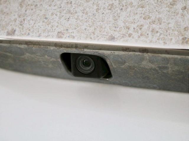 ハイエースバン スーパーGL ダークプライムII 5人乗り4ナンバー登録 ディーゼルターボ2WD FLEX内装アレンジVer4 50mmローダウン 17インチアルミホイール ナビ 後席モニター ベッドキット 床張り施工 両側パワースライドドア(20枚目)