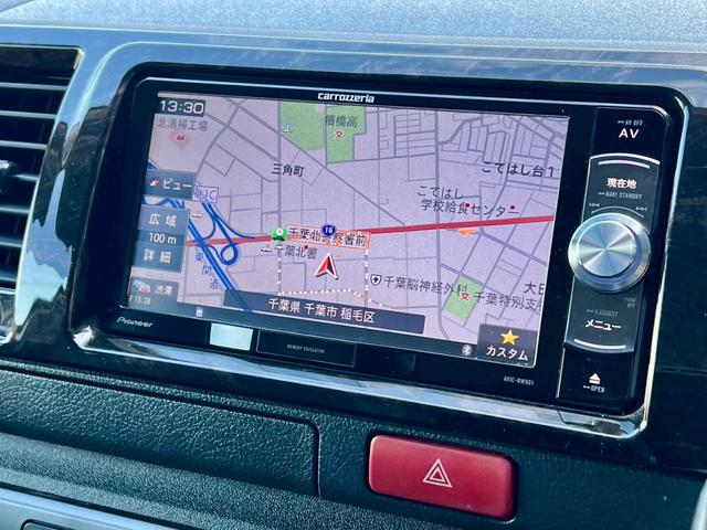 ハイエースバン スーパーGL ダークプライムII 5人乗り4ナンバー登録 ディーゼルターボ2WD FLEX内装アレンジVer4 50mmローダウン 17インチアルミホイール ナビ 後席モニター ベッドキット 床張り施工 両側パワースライドドア(25枚目)