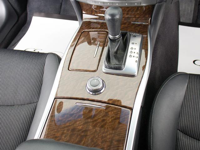 フーガ ２５０ＧＴ　Ａパッケージ　（後期型）（アラウンドビュ―モニター）（クリアランスソナー）（オートクルーズコントロール）（ＬＥＤヘッドライト）（パワーシート）（ＨＤＤマルチナビ）（Ｂｌｕｅｔｏｏｔｈ）（カラーバックモニター）（30枚目）