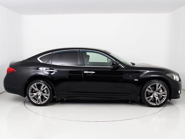 フーガ ３７０ＧＴ　タイプＳ　（２０インチアルミホイール）（純正エアロバンパー）（黒本革）（助手席オットマン）（シートヒーター）（エアシート）（ＨＤＤマルチナビ）（Ｂｌｕｅｔｏｏｔｈオーディオ）（バックモニター）（フルセグＴＶ）（16枚目）