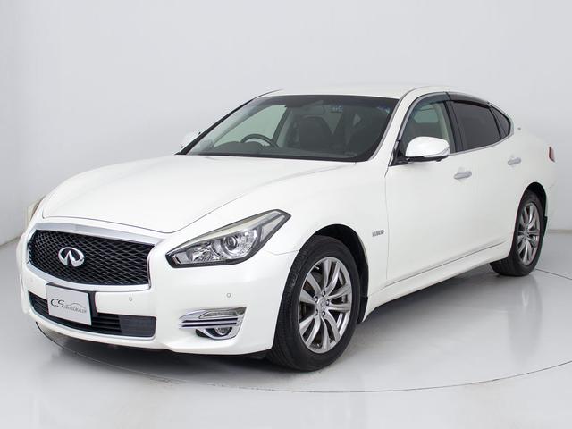 フーガハイブリッド ＶＩＰ　（禁煙車）（ＢＯＳＥサウンドスピーカー）（アラウンドビュー）（インテリジェントクルーズ）（エマージェンシーブレーキ）（ＢＳＷ）（クリアランスソナー）（黒本革）（後席コントロールパネル）（冷暖房シート）（13枚目）