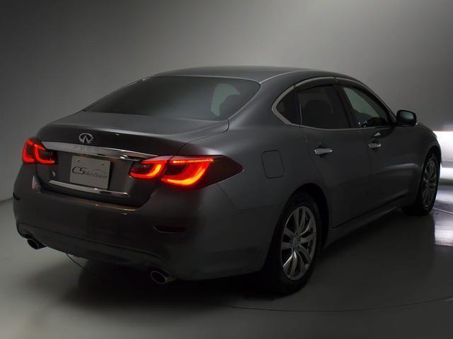 フーガ ２５０ＧＴ　（禁煙車）（後期型）（点検整備記録簿６枚）（アラウンドビュー）（インテリジェントクルーズ）（エマージェンシーブレーキ）（クリアランスソナー）（ブラックハーフレザー）（オットマン）（ＬＥＤヘッドライト）（21枚目）