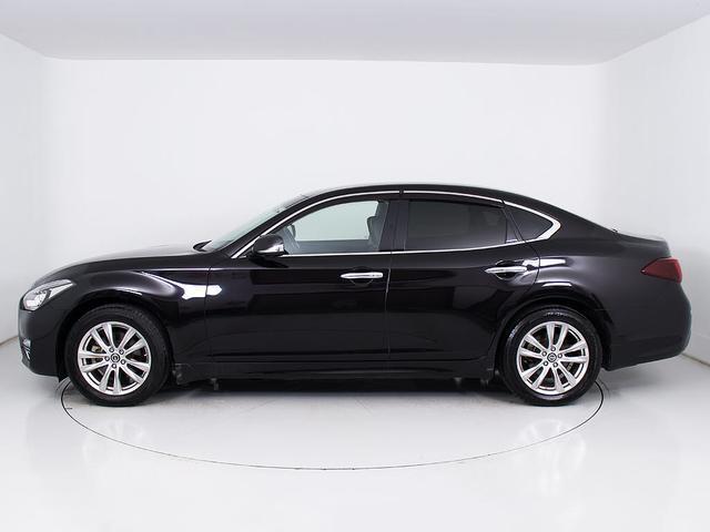 フーガ ２５０ＧＴ　（禁煙車）（後期型）（整備点検記録簿７枚）（新品黒本革シート）（アラウンドビュー）（インテリジェントクルーズ）（衝突軽減）（電動オットマン）（ＬＥＤヘッドライト）（ＨＤＤマルチナビ）（バックモニター）（12枚目）