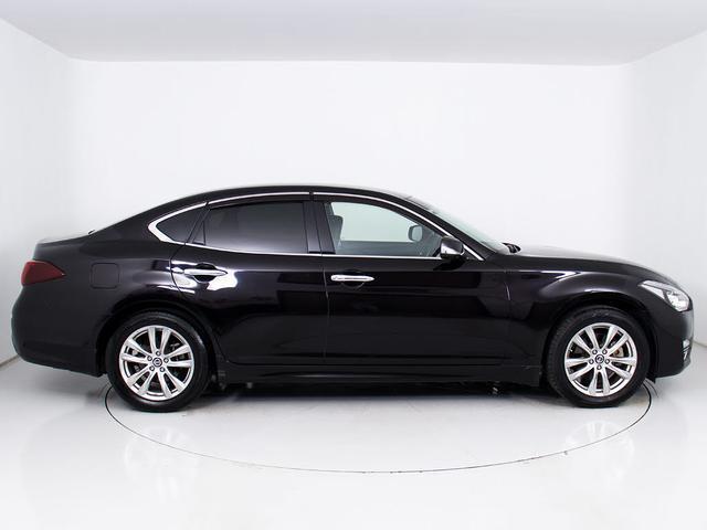 フーガ ２５０ＧＴ　（禁煙車）（後期型）（整備点検記録簿７枚）（新品黒本革シート）（アラウンドビュー）（インテリジェントクルーズ）（衝突軽減）（電動オットマン）（ＬＥＤヘッドライト）（ＨＤＤマルチナビ）（バックモニター）（16枚目）