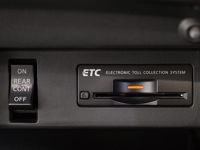 シーマ ハイブリッド VIP (禁煙車)(サンルーフ)(インテリジェントクルーズ)(エマージェンシーブレーキ)(黒本革)(オットマン)(後席コントロールパネル)(シートヒーター)(エアシート)(HDDナビ)(Bluetooth)(35枚目)