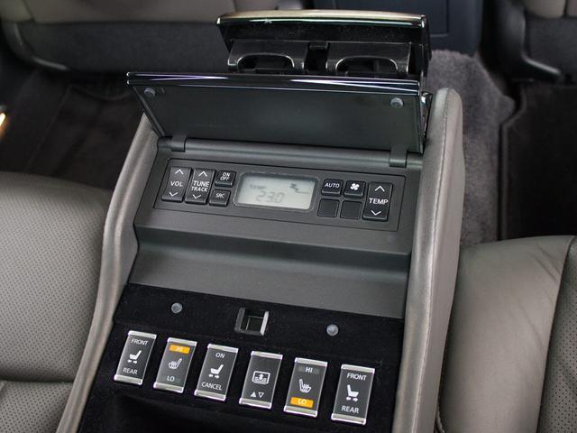 シーマ ハイブリッド VIP (禁煙車)(法人ワンオーナー)(後期型)(整備記録簿22枚有)(サンルーフ)(アラウンドビュー)(インテリジェントクルーズ)(エマージェンシーブレーキ)(クリアランスソナー)(後席コントロールパネル)(9枚目)