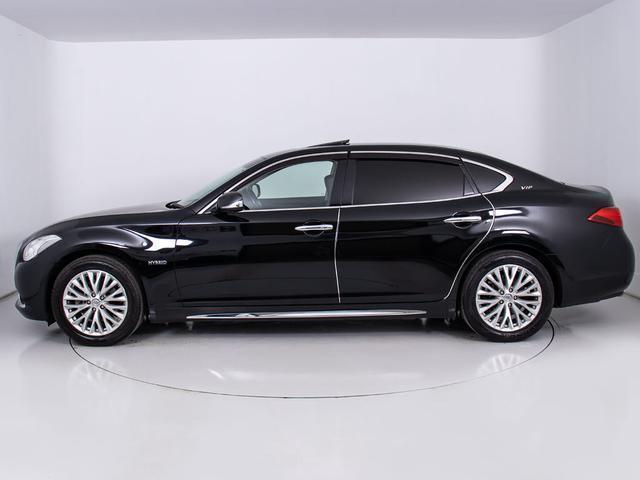 シーマ ハイブリッド VIP G (禁煙車)(ワンオーナー)(後期型)(BOSEサウンド)(リアエンター)(エマージェンシーブレーキ)(インテリジェントクルーズ)(アラウンドビュー)(黒本革)(オットマン)(クリアランスソナー)(14枚目)