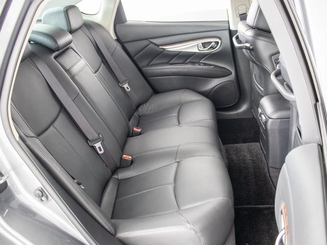 NISSAN FUGA HYBRID BASE GRADE