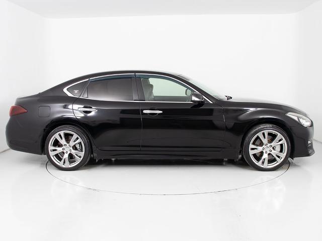 フーガ 370GT タイプS (禁煙車)(純正エアロバンパー)(20インチAW)(BOSEサウンドスピーカー)(アラウンドビュー)(インテリジェントクルーズ)(エマージェンシーブレーキ)(助手席オットマン)(冷暖房シート)(18枚目)