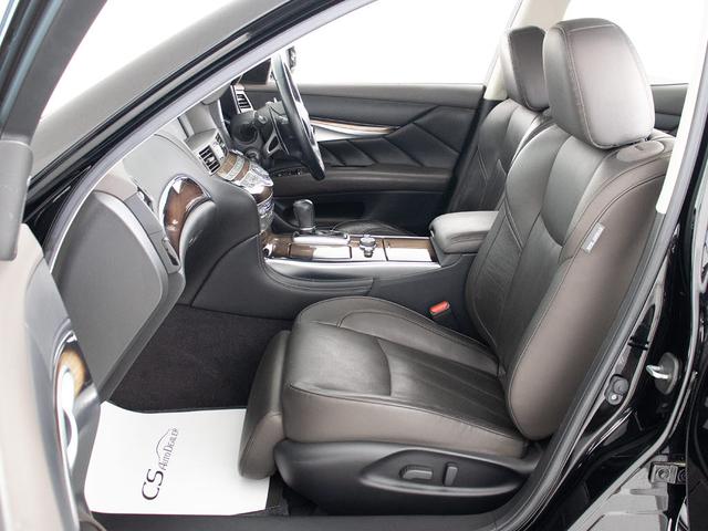 フーガ 370GT タイプS (禁煙車)(純正エアロバンパー)(20インチAW)(BOSEサウンドスピーカー)(アラウンドビュー)(インテリジェントクルーズ)(エマージェンシーブレーキ)(助手席オットマン)(冷暖房シート)(24枚目)