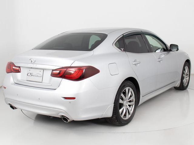 フーガ ２５０ＧＴ　（禁煙車）（後期型）（アラウンドビュー）（インテリジェントクルーズ）（エマージェンシーブレーキ）（クリアランスソナー）（オットマン）（ＬＥＤヘッドライト）（ハーフレザー）（ＨＤＤナビ）（フルセグＴＶ）（17枚目）