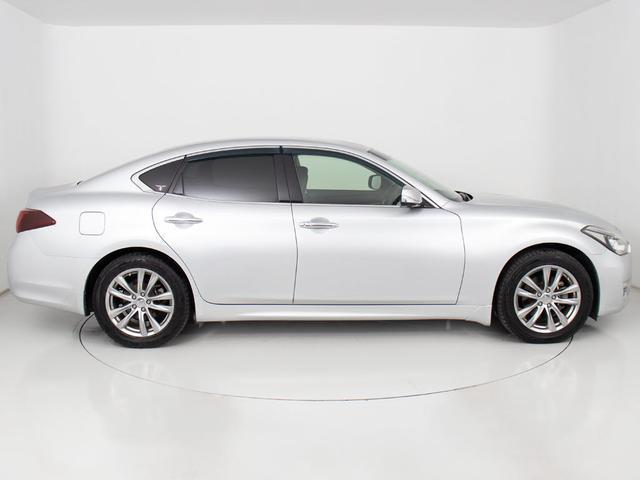 フーガ ２５０ＧＴ　（禁煙車）（後期型）（アラウンドビュー）（インテリジェントクルーズ）（エマージェンシーブレーキ）（クリアランスソナー）（オットマン）（ＬＥＤヘッドライト）（ハーフレザー）（ＨＤＤナビ）（フルセグＴＶ）（18枚目）