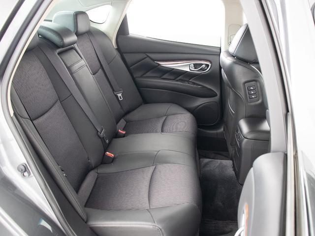 フーガ 250GT (禁煙車)(後期型)(アラウンドビュー)(インテリジェントクルーズ)(エマージェンシーブレーキ)(クリアランスソナー)(ブラックハーフレザー)(助手席オットマン)(LEDヘッドライト)(HDD)(27枚目)