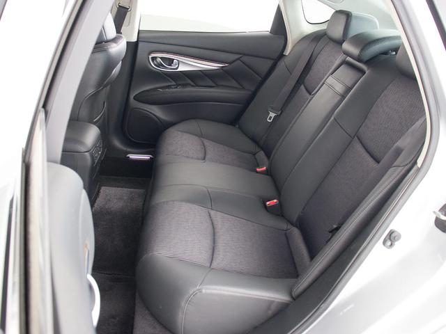 フーガ 250GT (後期型)(アラウンドビュー)(インテリジェントクルーズ)(エマージェンシーブレーキ)(クリアランスソナー)(ブラックハーフレザー)(助手席オットマン)(シートメモリー)(パワーシート)(HDDナビ)(24枚目)