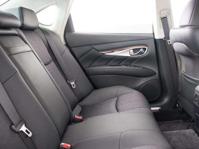 フーガ 250GT (後期型)(アラウンドビュー)(インテリジェントクルーズ)(エマージェンシーブレーキ)(クリアランスソナー)(ブラックハーフレザー)(助手席オットマン)(シートメモリー)(パワーシート)(HDDナビ)(26枚目)