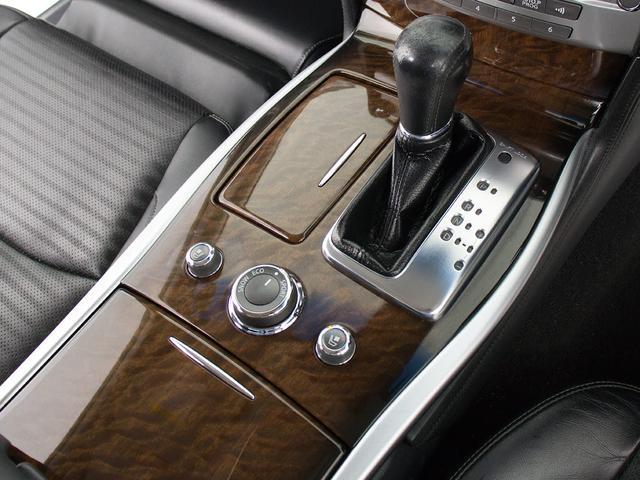 フーガ ３７０ＧＴ　タイプＳ　（２０インチアルミホイール）（純正エアロバンパー）（黒本革）（助手席オットマン）（シートヒーター）（エアシート）（ＨＤＤマルチナビ）（Ｂｌｕｅｔｏｏｔｈオーディオ）（バックモニター）（フルセグＴＶ）（8枚目）