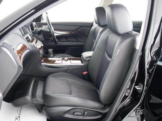 フーガ ２５０ＧＴ　（禁煙車）（後期型）（アラウンドビュー）（インテリジェントクルーズ）（エマージェンシーブレーキ）（クリアランスソナー）（ＬＥＤヘッドライト）（ＨＤＤマルチナビ）（バックモニター）（Ｂｌｕｅｔｏｏｔｈ）（26枚目）