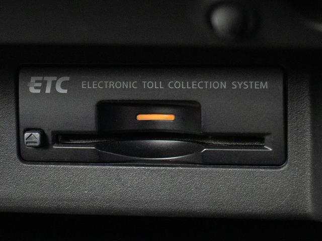 フーガ ２５０ＧＴ　（禁煙車）（後期型）（アラウンドビュー）（インテリジェントクルーズ）（エマージェンシーブレーキ）（クリアランスソナー）（ブラックハーフレザー）（助手席オットマン）（ＨＤＤナビ）（ＢＳＩ）（ＲＥＧＮＯ）（27枚目）