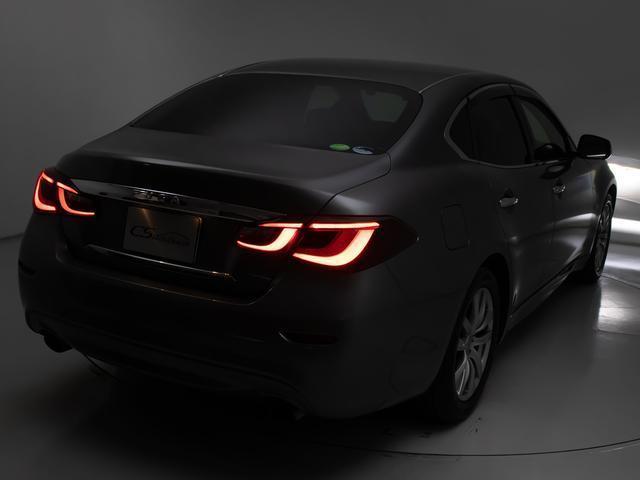 フーガハイブリッド ベースグレード　（禁煙車）（後期型）（記録簿１０枚）（アラウンドビュー）（インテリジェントクルーズ）（エマージェンシーブレーキ）（クリソナ）（ブラックハーフレザー）（助手席オットマン）（ＬＥＤライト）（ＨＤＤナビ）（24枚目）