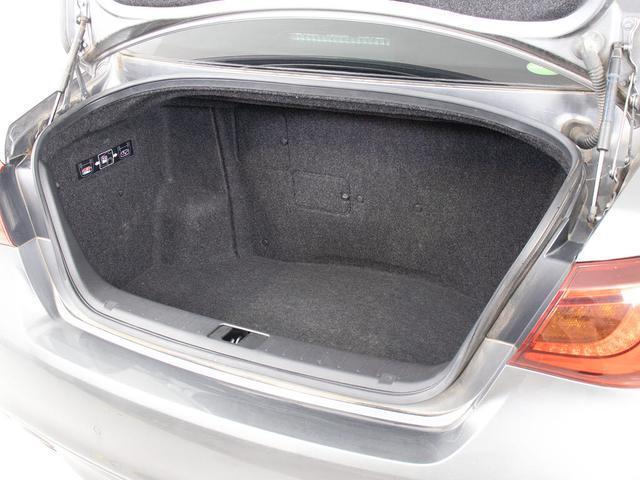 フーガハイブリッド ベースグレード　（禁煙車）（後期型）（記録簿１０枚）（アラウンドビュー）（インテリジェントクルーズ）（エマージェンシーブレーキ）（クリソナ）（ブラックハーフレザー）（助手席オットマン）（ＬＥＤライト）（ＨＤＤナビ）（25枚目）