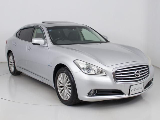 シーマ ハイブリッド VIP (禁煙車)(サンルーフ)(インテリジェントクルーズ)(エマージェンシーブレーキ)(黒本革)(オットマン)(後席コントロールパネル)(シートヒーター)(エアシート)(HDDナビ)(Bluetooth)(21枚目)