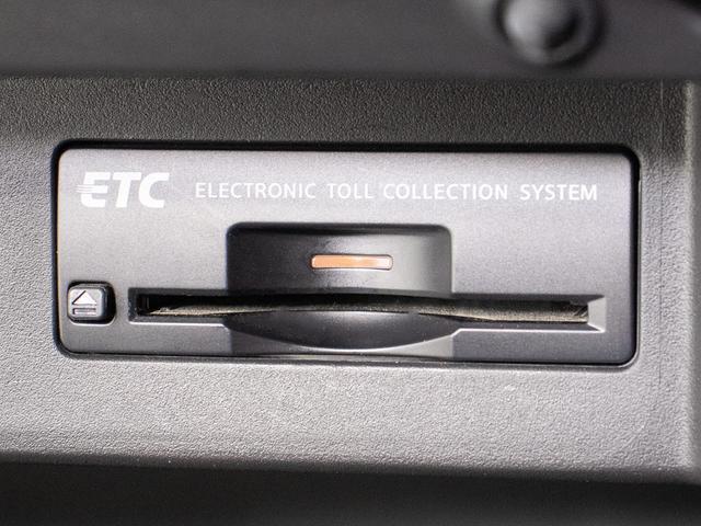 フーガ ２５０ＧＴ　（禁煙車）（後期型）（アラウンドビュー）（インテリジェントクルーズ）（エマージェンシーブレーキ）（クリアランスソナー）（オットマン）（ＬＥＤヘッドライト）（ハーフレザー）（ＨＤＤナビ）（フルセグＴＶ）（8枚目）