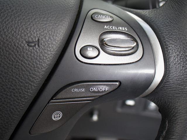 フーガハイブリッド ベースグレード　（後期型）（アラウンドビュー）（インテリジェントクルーズ）（エマージェンシーブレーキ）（クリアランスソナー）（ブラックハーフレザー）（助手席オットマン）（ＬＥＤヘッドライト）（ＨＤＤマルチナビ）（8枚目）