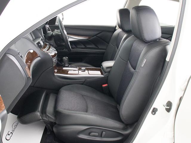 フーガハイブリッド ベースグレード　（後期型）（アラウンドビュー）（インテリジェントクルーズ）（エマージェンシーブレーキ）（クリアランスソナー）（ブラックハーフレザー）（助手席オットマン）（ＬＥＤヘッドライト）（ＨＤＤマルチナビ）（24枚目）