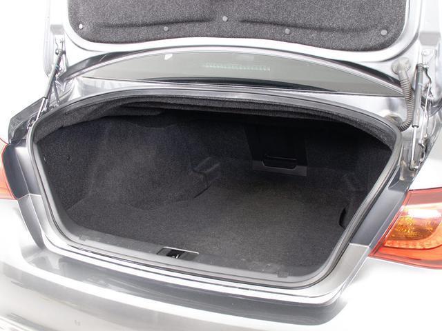 フーガ ２５０ＧＴ　（禁煙車）（後期型）（アラウンドビュー）（インテリジェントクルーズ）（エマージェンシーブレーキ）（クリアランスソナー）（ブラックハーフレザー）（助手席オットマン）（ＬＥＤヘッドライト）（ＨＤＤナビ）（24枚目）