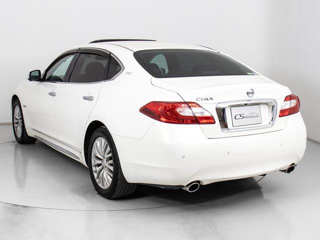 シーマ ハイブリッド　ＶＩＰ　（サンルーフ）（アラウンドビュー）（インテリジェントクルーズ）（エマージェンシーブレーキ）（黒本革シート）（エアシート）（シートヒーター）（ＨＤＤマルチナビ）（バックモニター）（Ｂｌｕｅｔｏｏｔｈ）（15枚目）