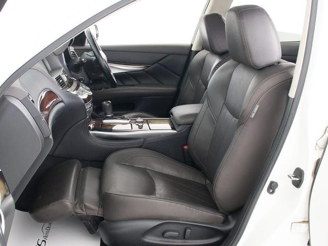 シーマ ハイブリッド　ＶＩＰ　（サンルーフ）（アラウンドビュー）（インテリジェントクルーズ）（エマージェンシーブレーキ）（黒本革シート）（エアシート）（シートヒーター）（ＨＤＤマルチナビ）（バックモニター）（Ｂｌｕｅｔｏｏｔｈ）（28枚目）