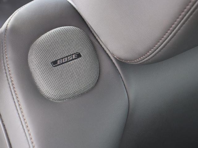 シーマ ハイブリッド　ＶＩＰ　Ｇ　（サンルーフ）（リアエンター）（ＢＯＳＥサウンドシステム）（インテリジェントクルーズ）（エマージェンシーブレーキ）（クリアランスソナー）（後席コントロールパネル）（冷暖房シート）（助手席オットマン）（7枚目）