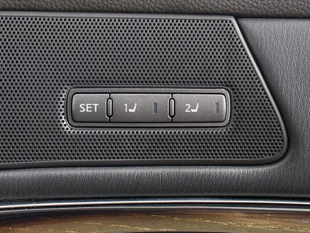 シーマ ハイブリッド　ＶＩＰ　Ｇ　（サンルーフ）（リアエンター）（ＢＯＳＥサウンドシステム）（インテリジェントクルーズ）（エマージェンシーブレーキ）（クリアランスソナー）（後席コントロールパネル）（冷暖房シート）（助手席オットマン）（36枚目）