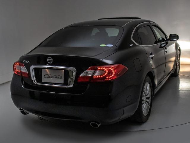 シーマ ハイブリッド　ＶＩＰ　Ｇ　（禁煙車）（記録簿２２枚）（サンルーフ）（リアエンターシステム）（ＢＯＳＥサウンド）（黒本革シート）（エアシート）（シートヒーター）（ＨＤＤナビ）（アラウンドビューモニタ）（エマージェンシーブレーキ）（22枚目）