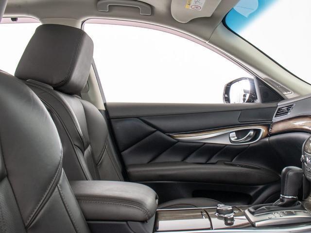 シーマ ハイブリッド　ＶＩＰ　Ｇ　（禁煙車）（記録簿２２枚）（サンルーフ）（リアエンターシステム）（ＢＯＳＥサウンド）（黒本革シート）（エアシート）（シートヒーター）（ＨＤＤナビ）（アラウンドビューモニタ）（エマージェンシーブレーキ）（29枚目）