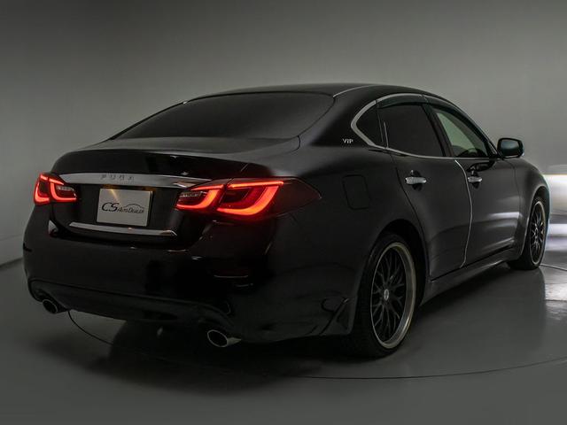 テールスモーク加工、スポイラー取付等々ドレスアップ可能です。違う角度が見たい・・・等のご要望御座いましたら是非お声掛け下さい！！お写真をお送りさせて頂きます。